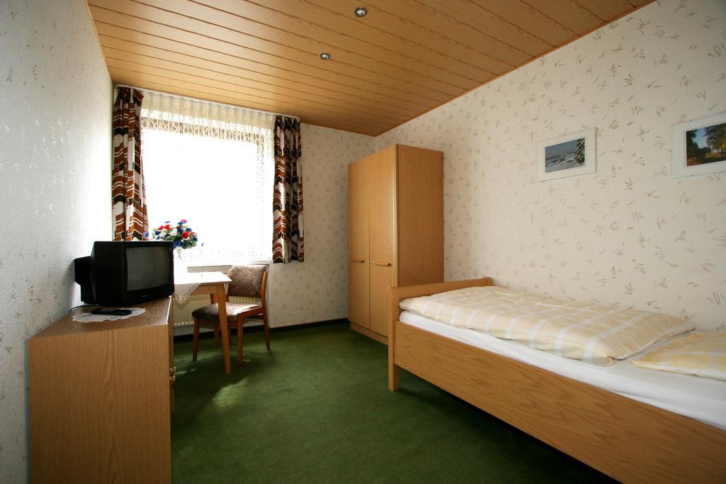 Hotel Restaurant Gunsetal Bad Berleburg Rom bilde
