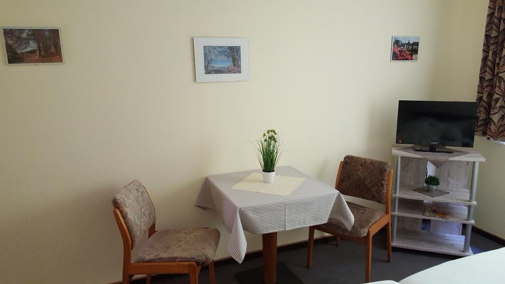 Hotel Restaurant Gunsetal Bad Berleburg Eksteriør bilde